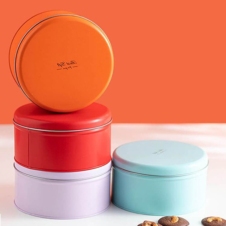 Round cookie tin container